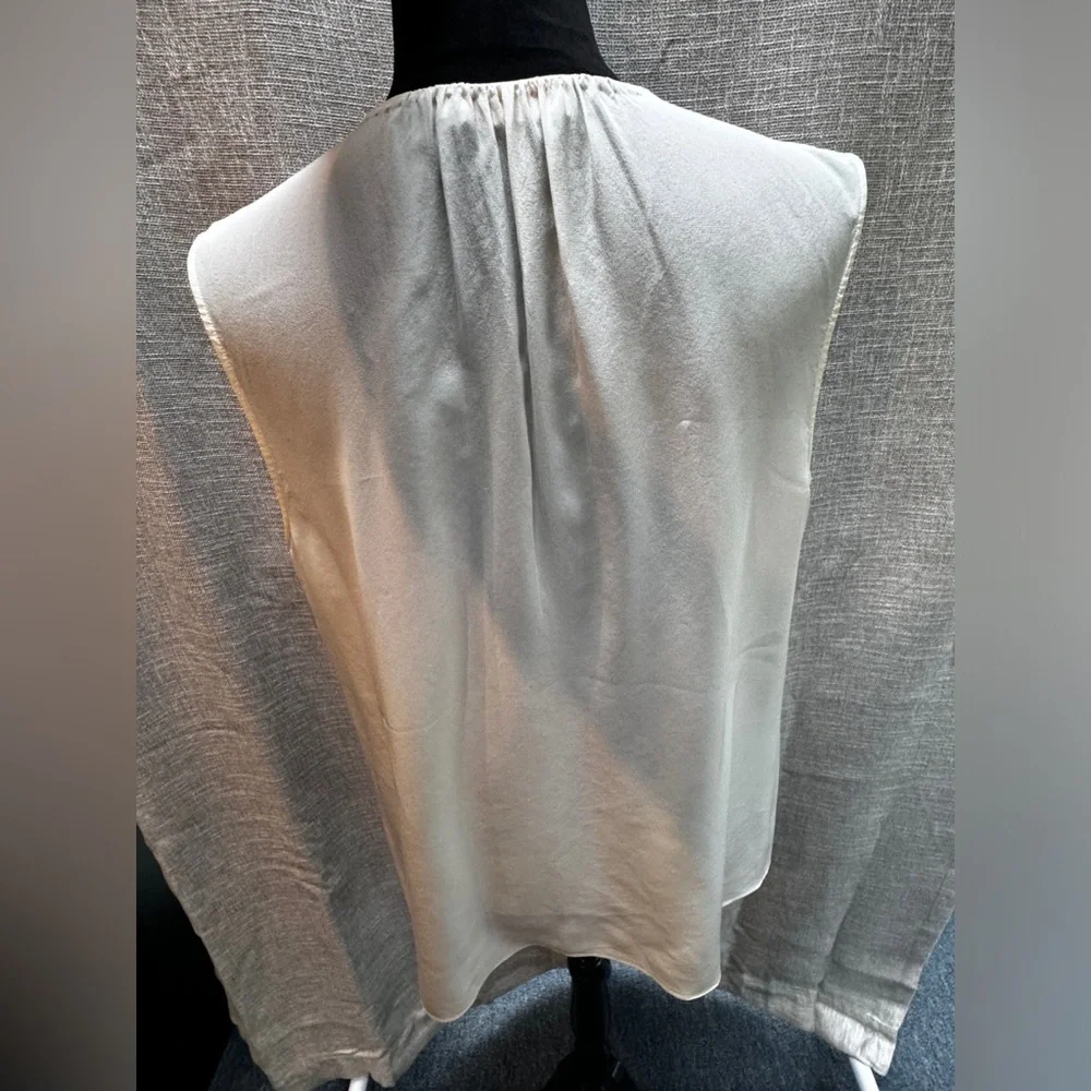 Tory Burch Cream Silk Sleeveless Blouse Size 12